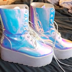 YRU Bloq boots